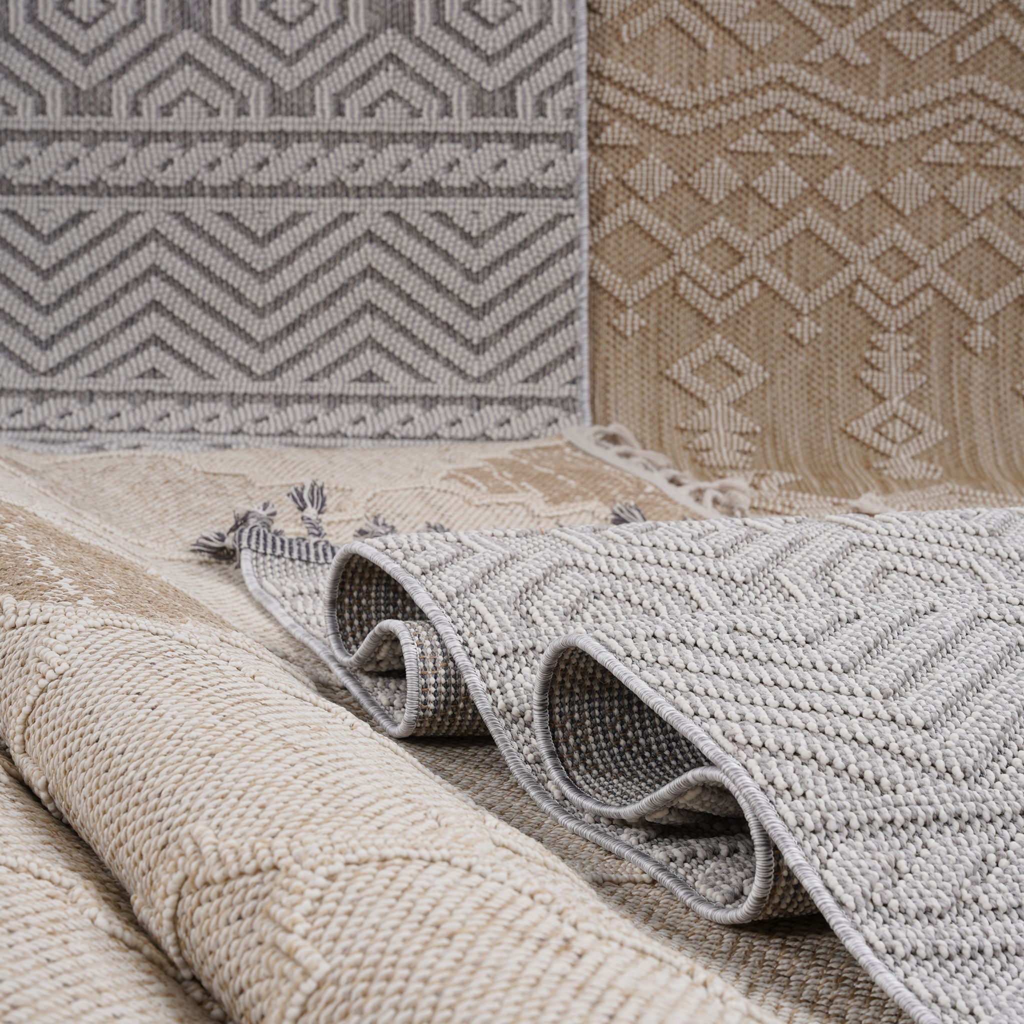 Guros - Trendy Geometric Indoor / Outdoor Rug