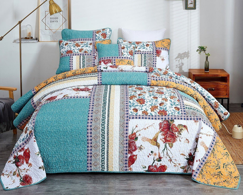 Tache Old World Garden Hummingbird Quilt